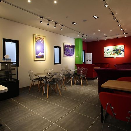 Lineplus Hotel Gimpo Extérieur photo