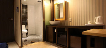 Lineplus Hotel Gimpo Extérieur photo